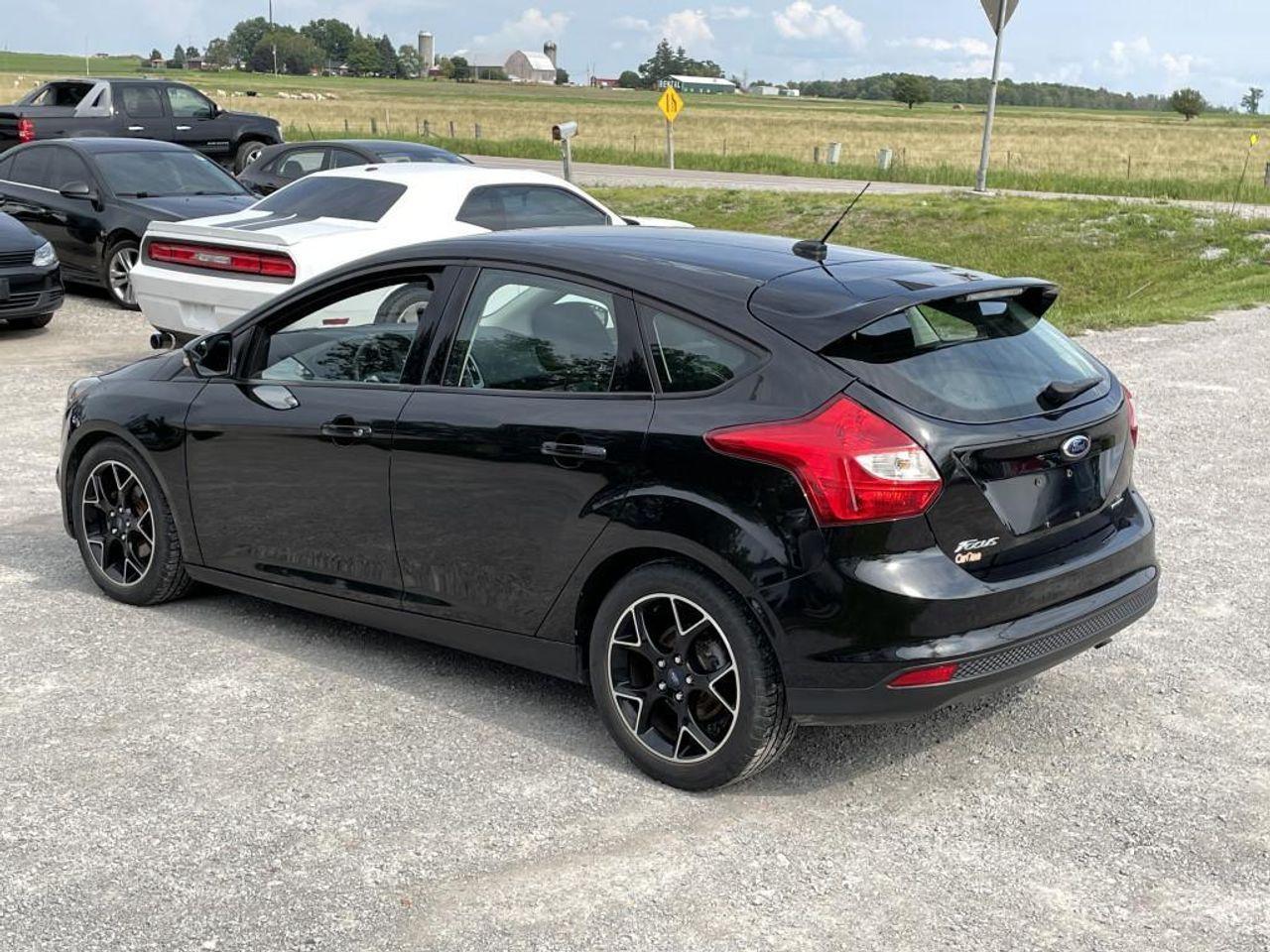 2014 Ford Focus -4