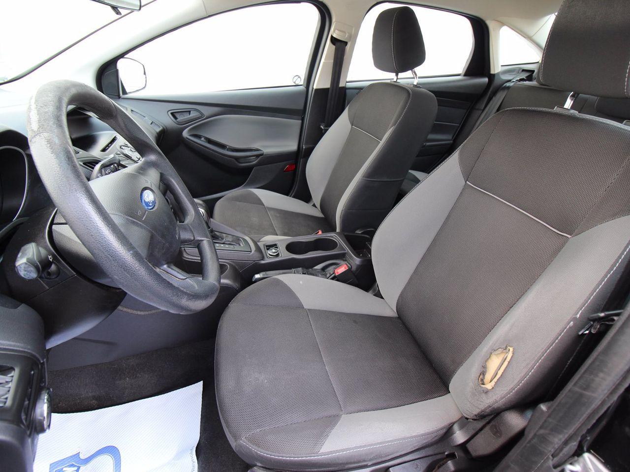 2014 Ford Focus S-2