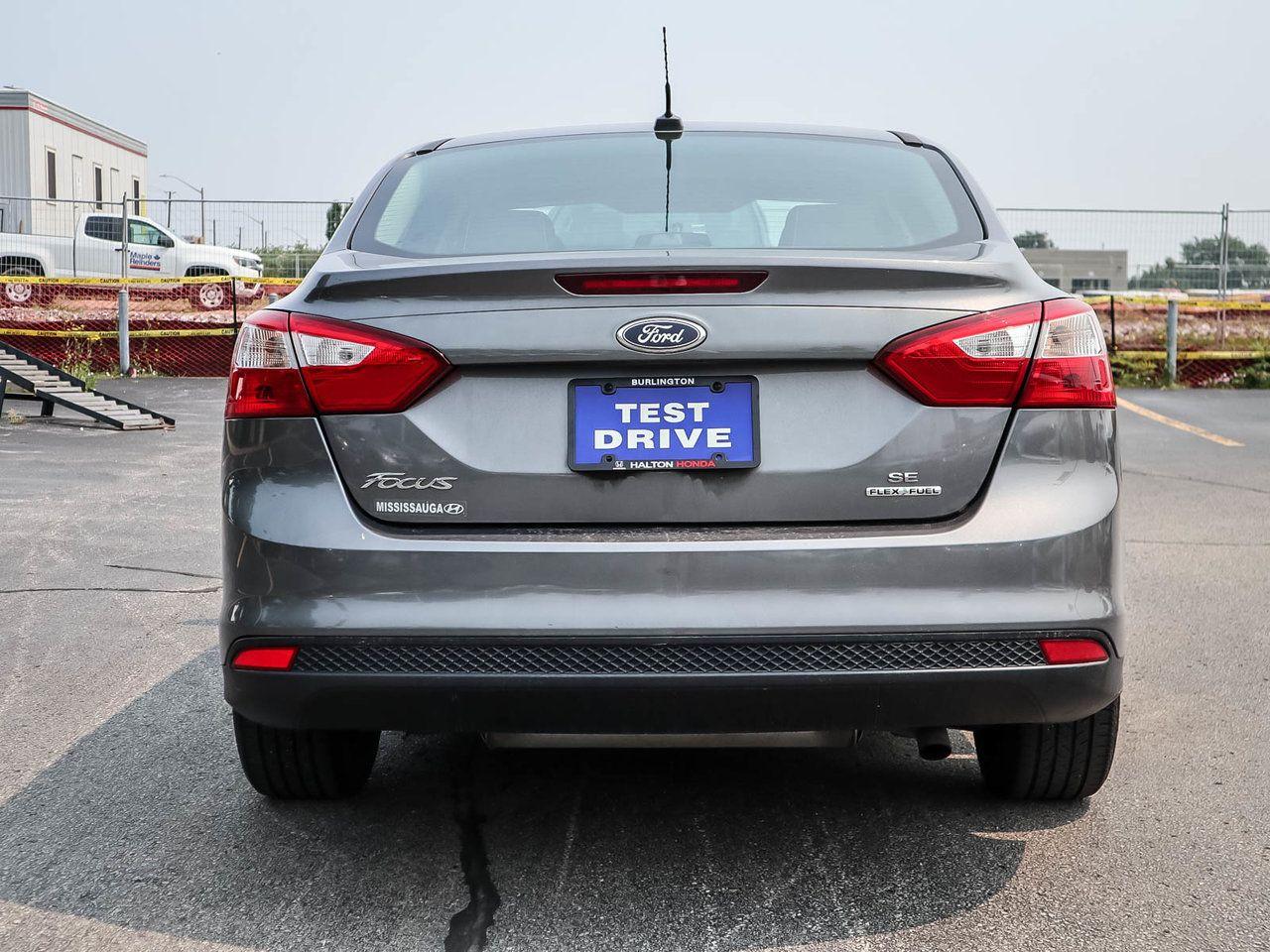 2014 Ford Focus SE-4