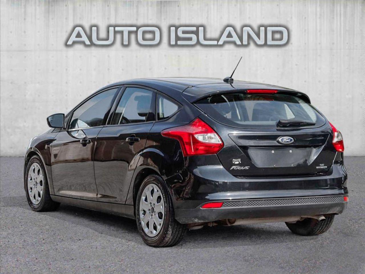 2014 Ford Focus SE-4