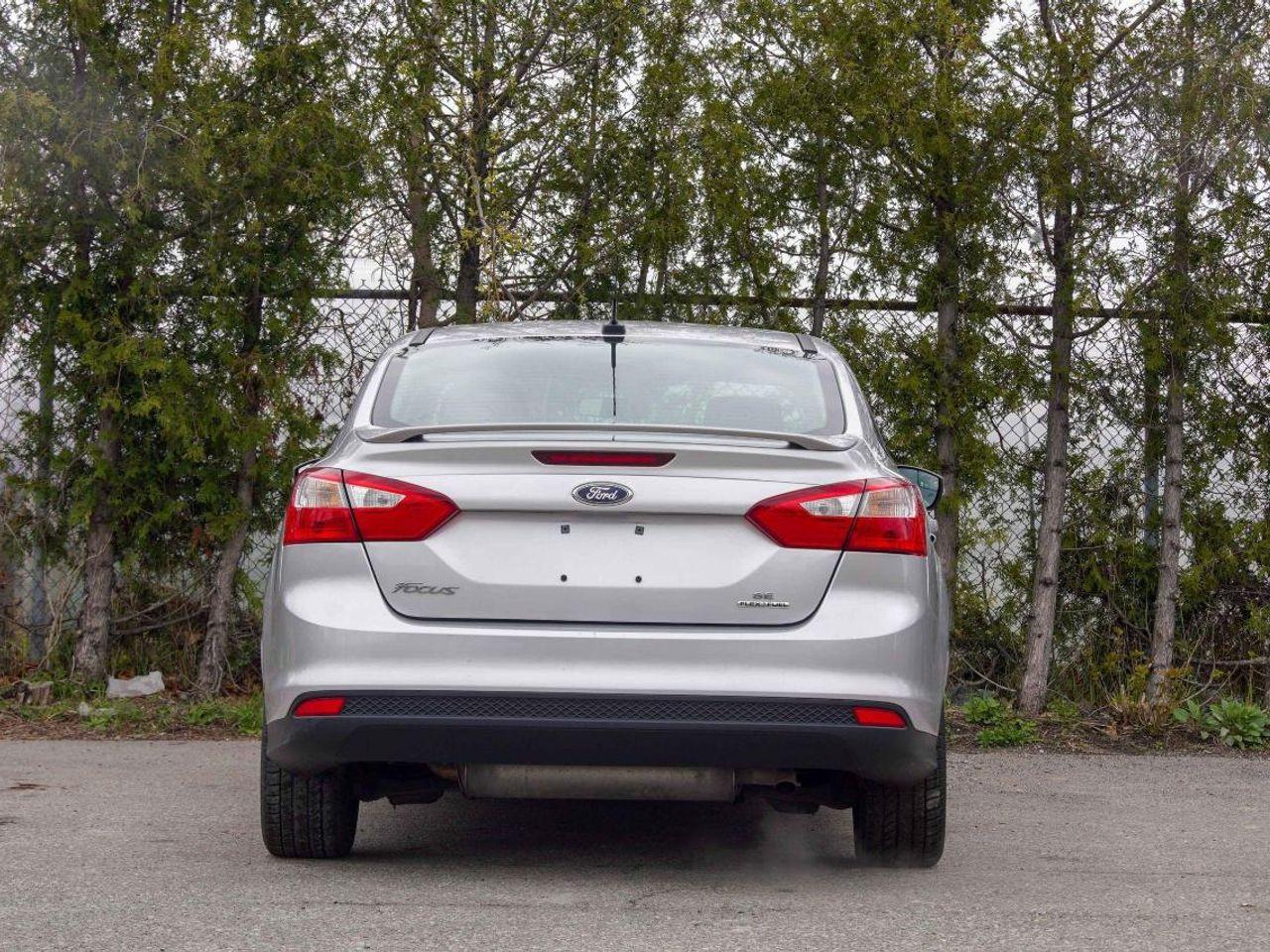 2014 Ford Focus SE-4