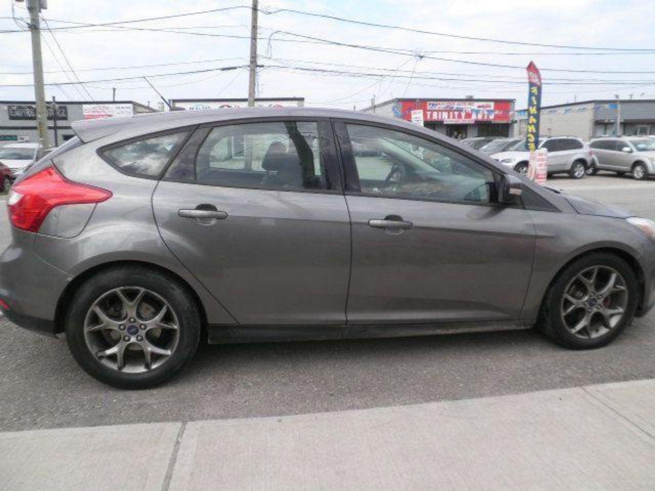 2014 Ford Focus SE-4