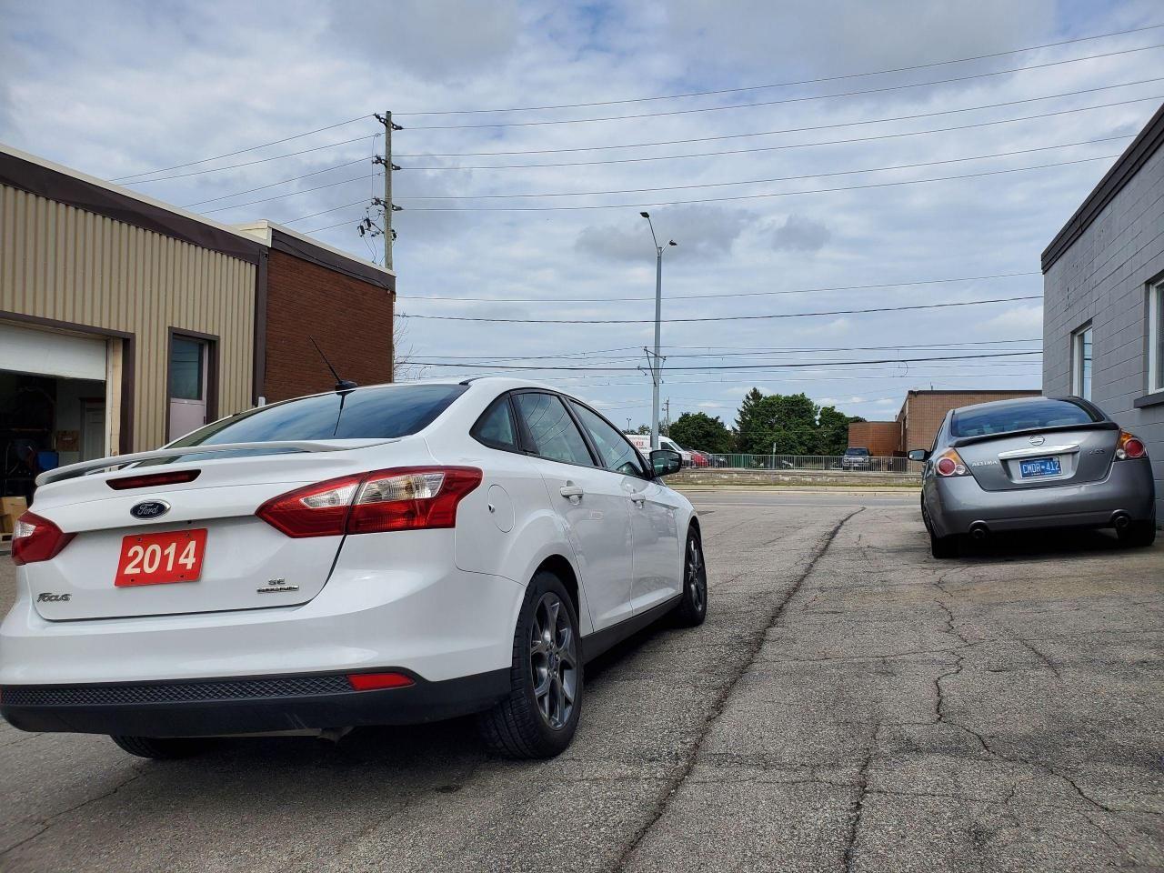 2014 Ford Focus SE-4