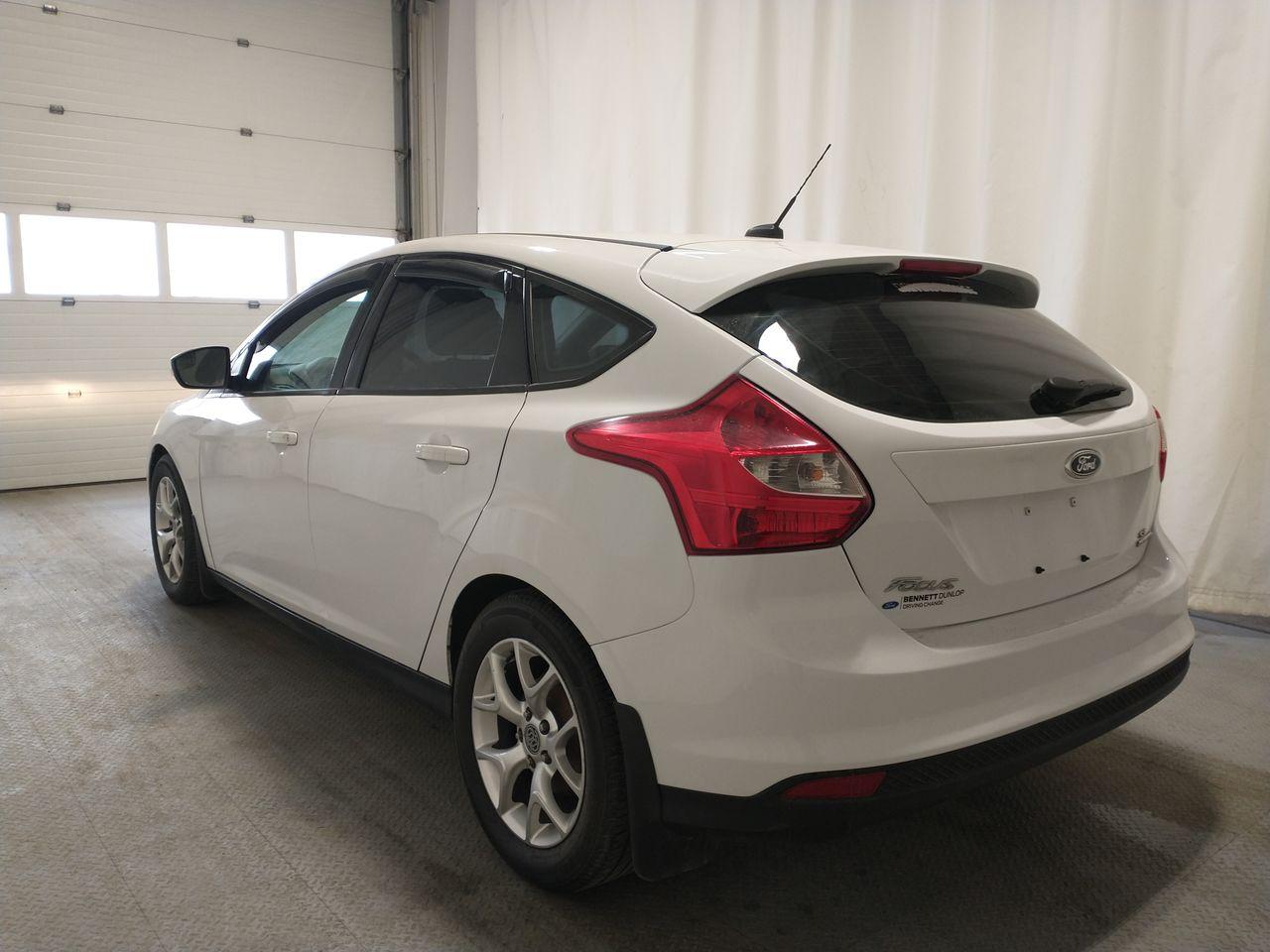 2014 Ford Focus SE-4