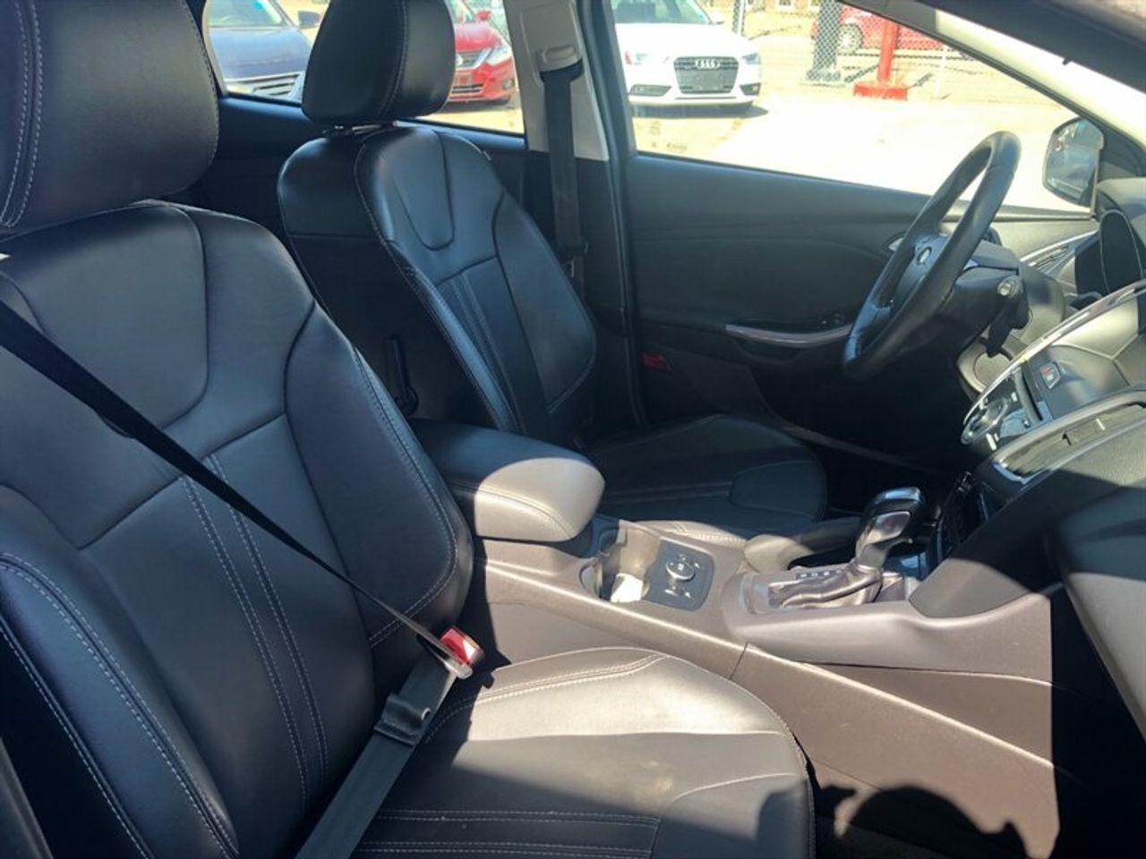 2014 Ford Focus Titanium-4