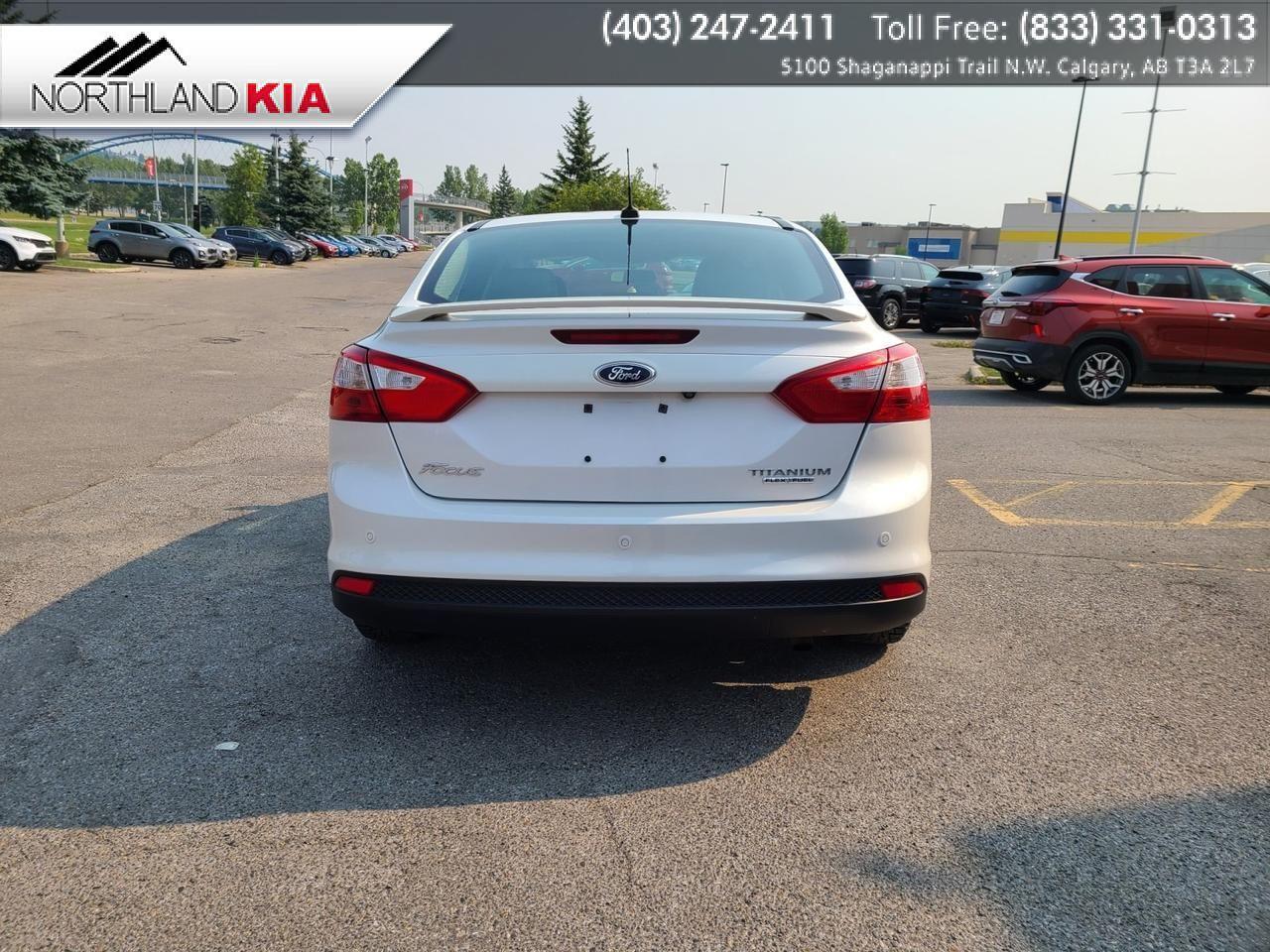 2014 Ford Focus Titanium-2