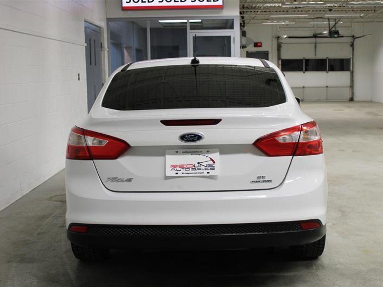 2014 Ford Focus -4
