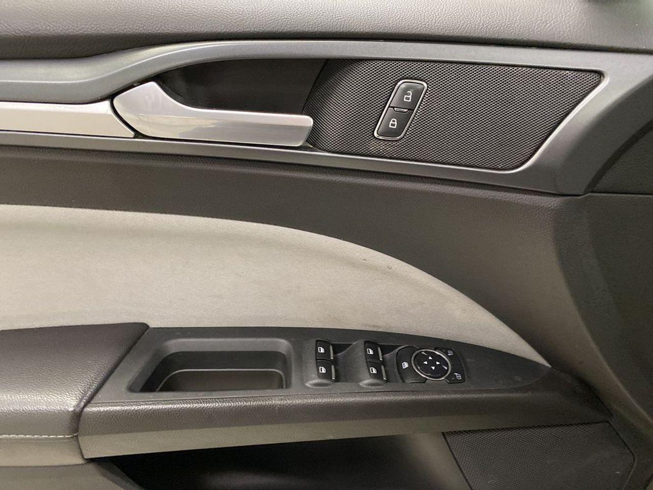2014 Ford Fusion S-4