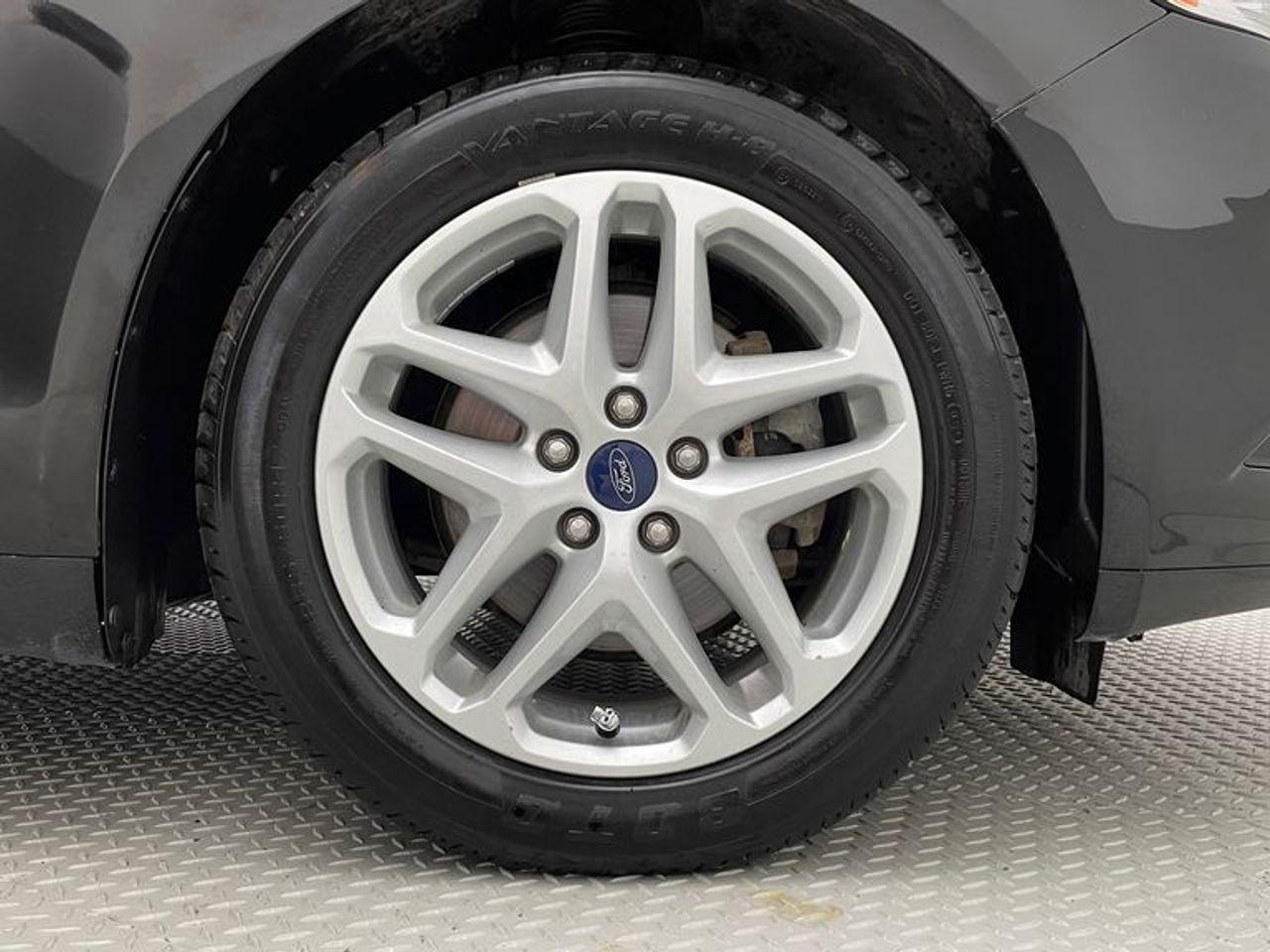 2014 Ford Fusion SE-3