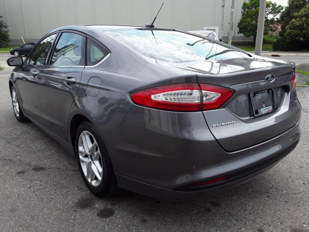 2014 Ford Fusion SE-4