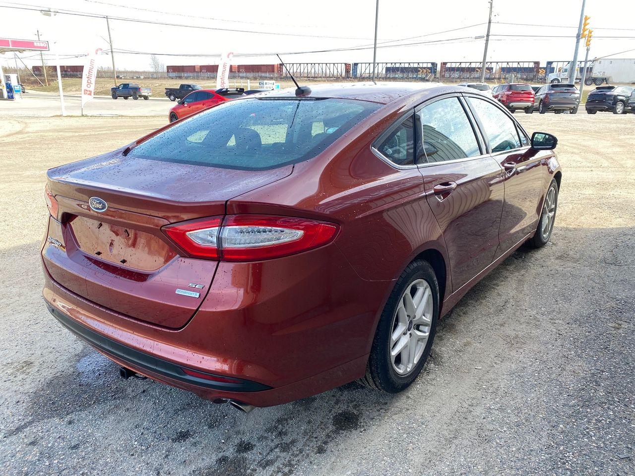 2014 Ford Fusion SE-4