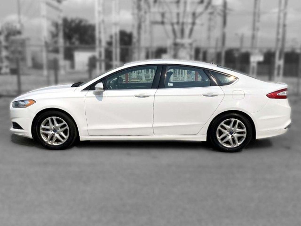 2014 Ford Fusion SE-4