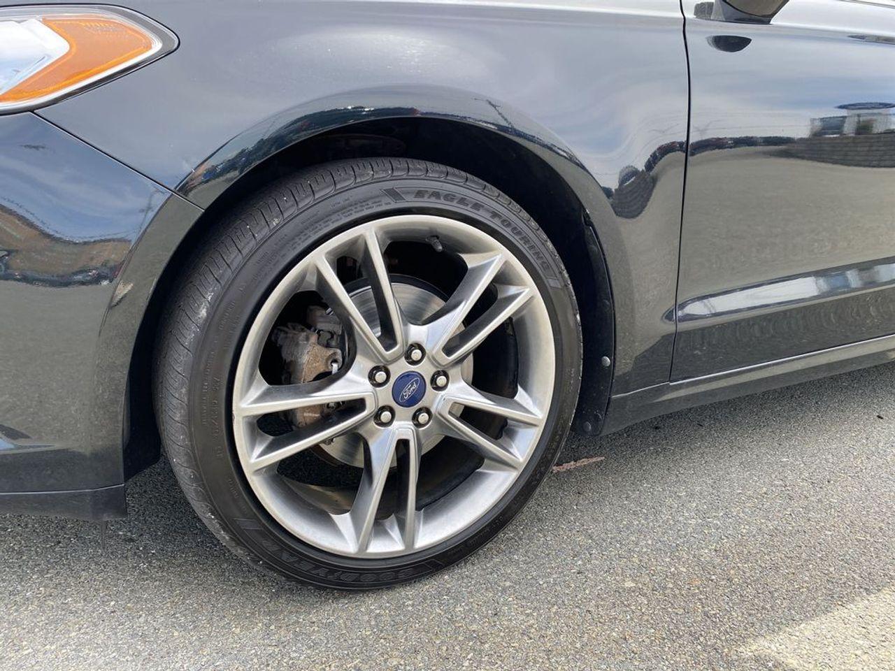 2014 Ford Fusion Titanium-2