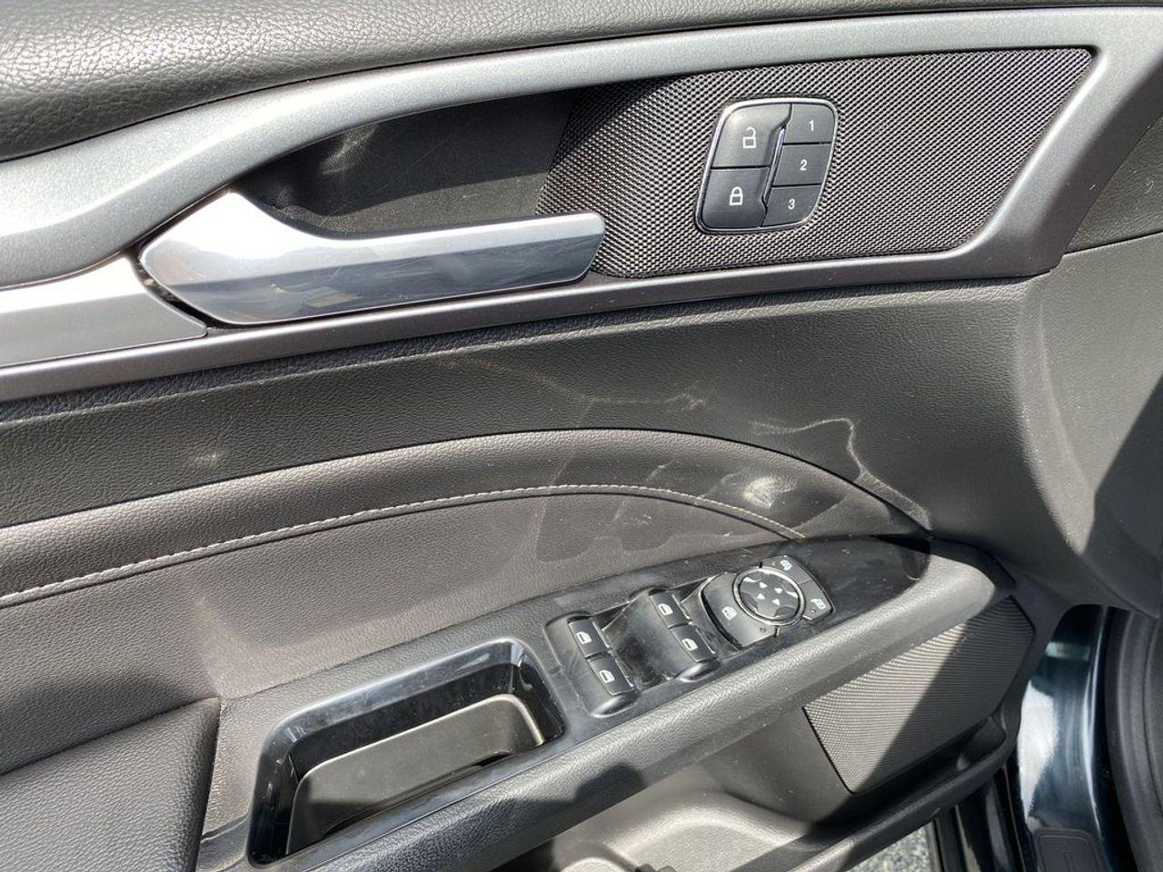 2014 Ford Fusion Titanium-4