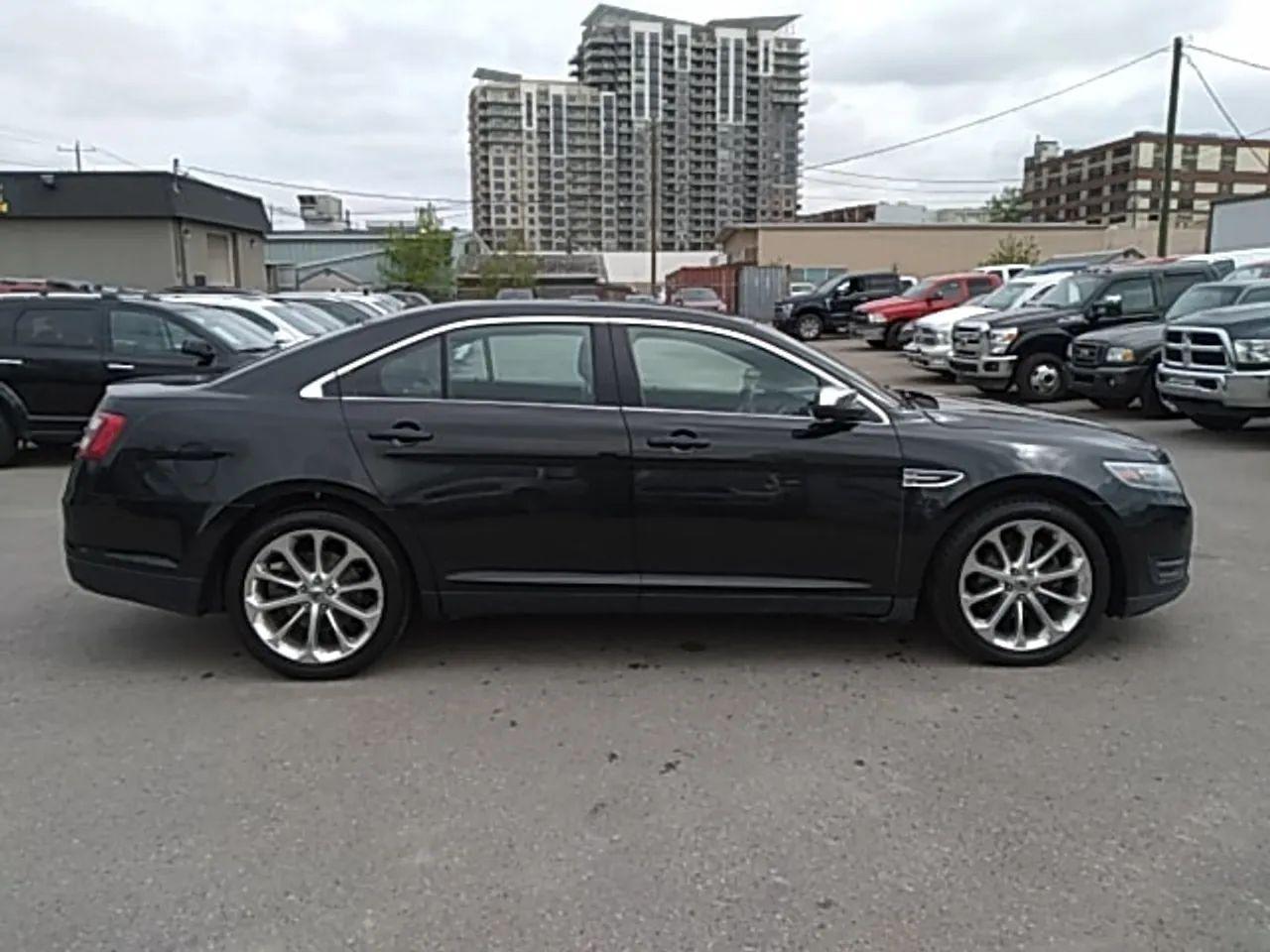 2014 Ford Taurus Limited-3