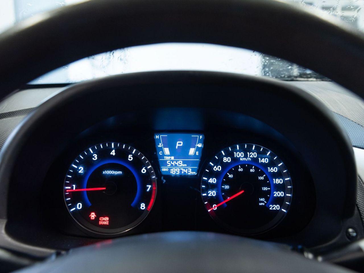 2014 Hyundai Accent GL-4