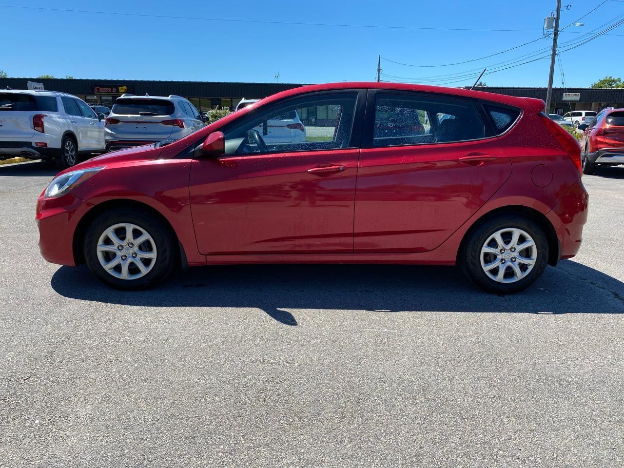 2014 Hyundai Accent GL-3