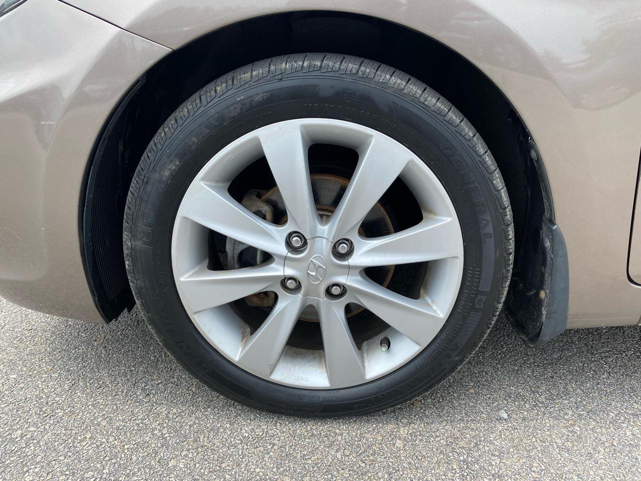 2014 Hyundai Accent GLS-4