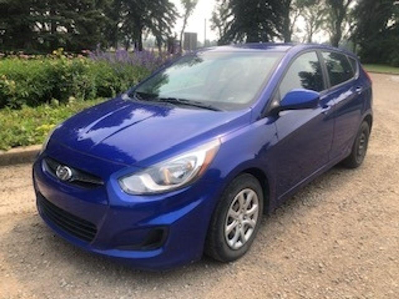 2014 Hyundai Accent GS-0