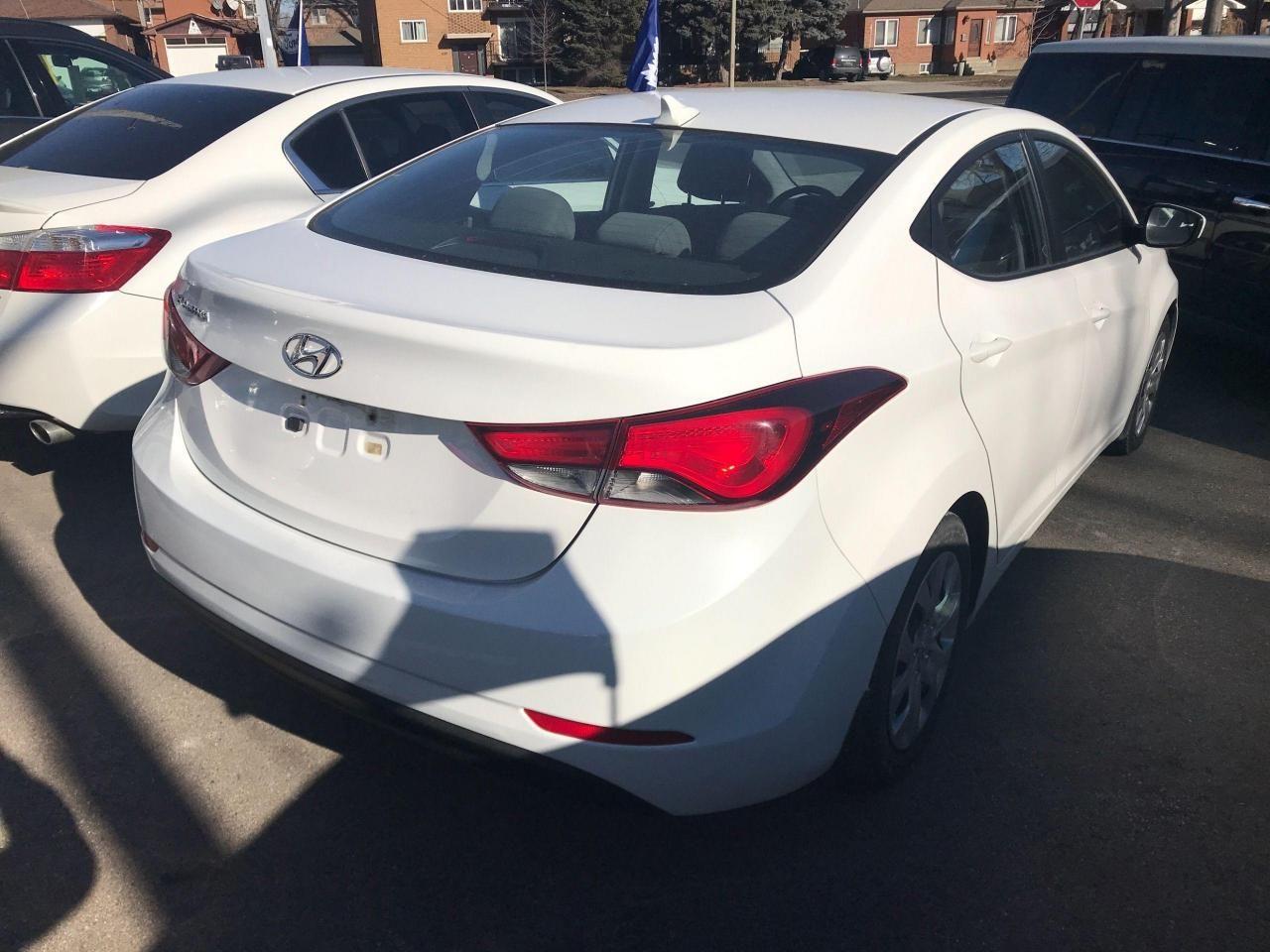 2014 Hyundai Elantra GL-3