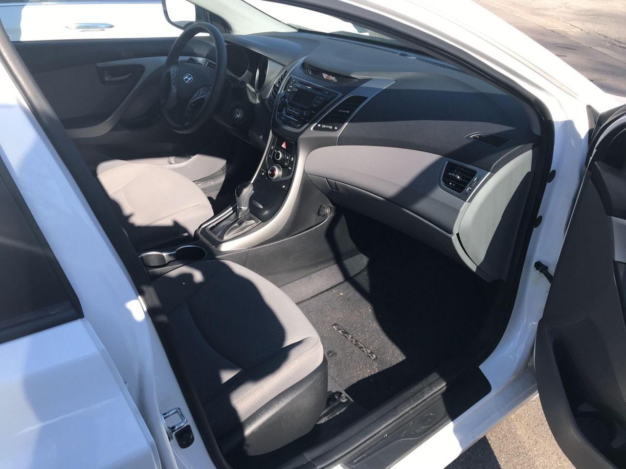 2014 Hyundai Elantra GL-4