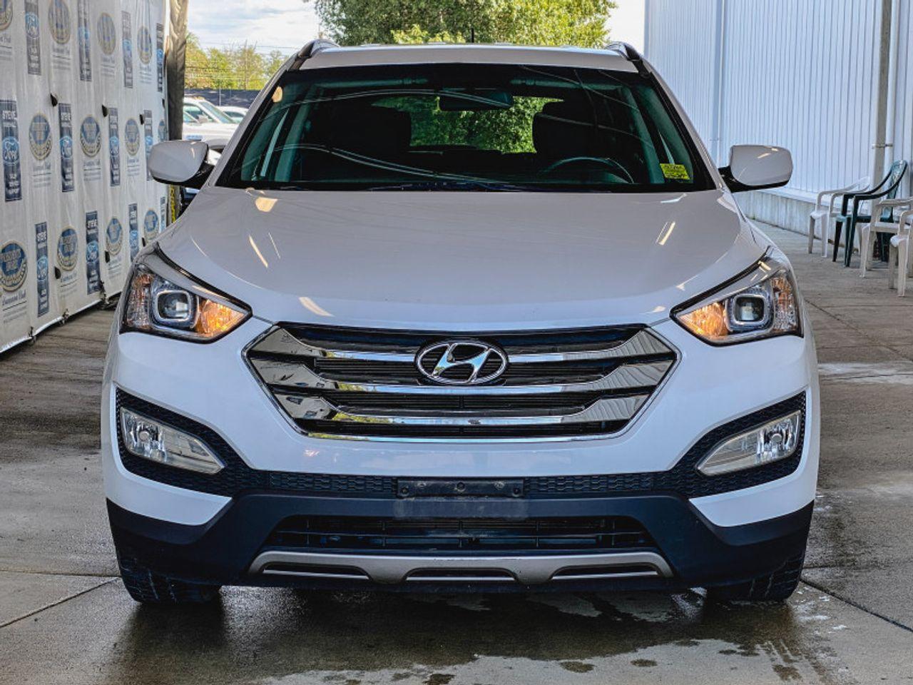 2014 Hyundai Santa Fe -1