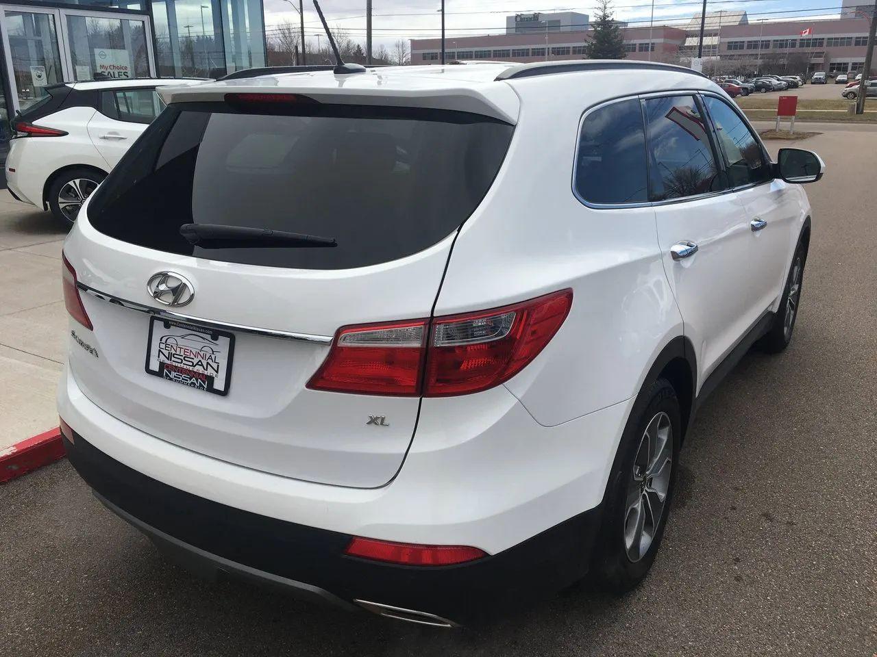 2014 Hyundai Santa Fe -2
