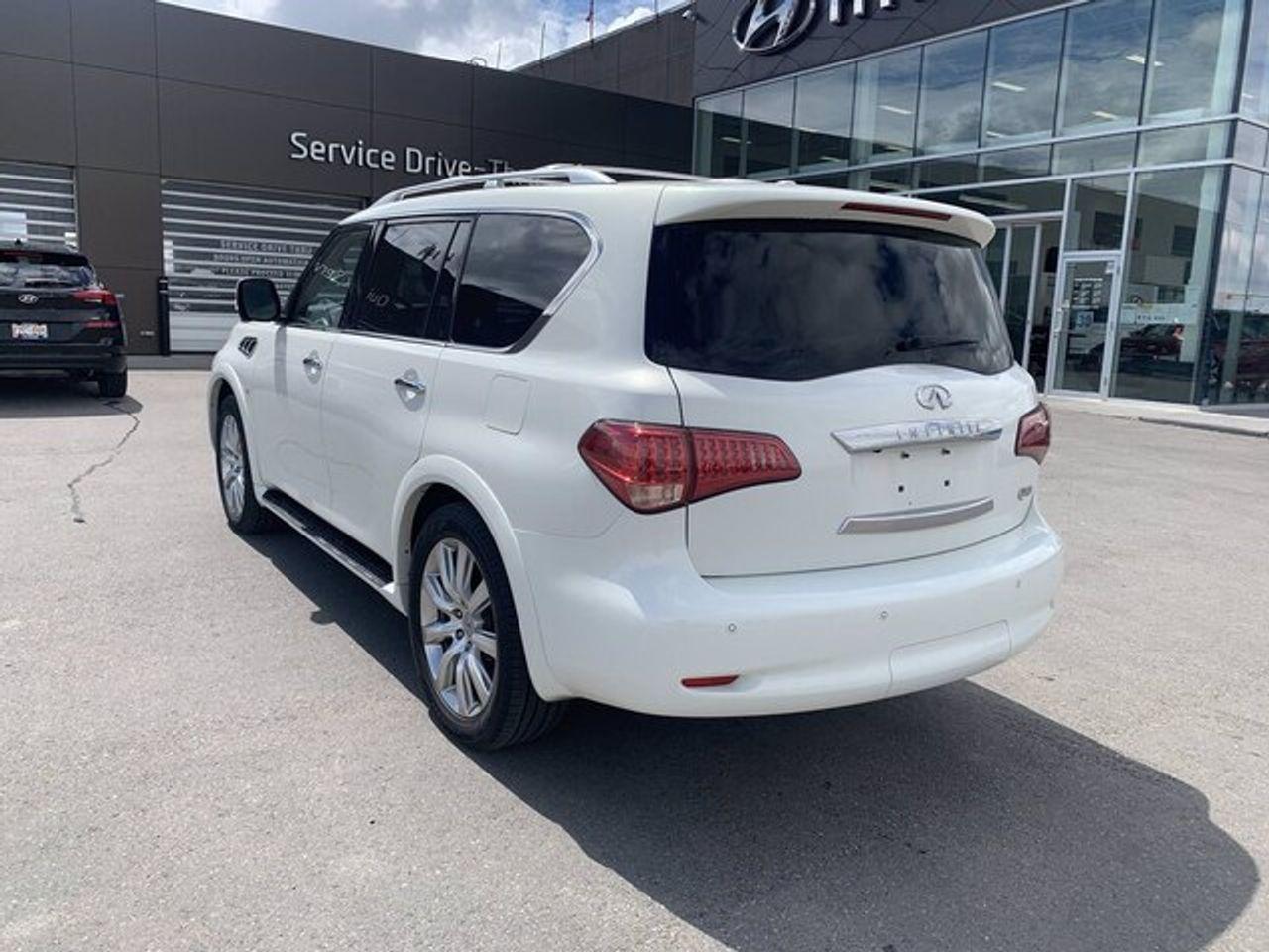 2014 Infiniti QX80 -1