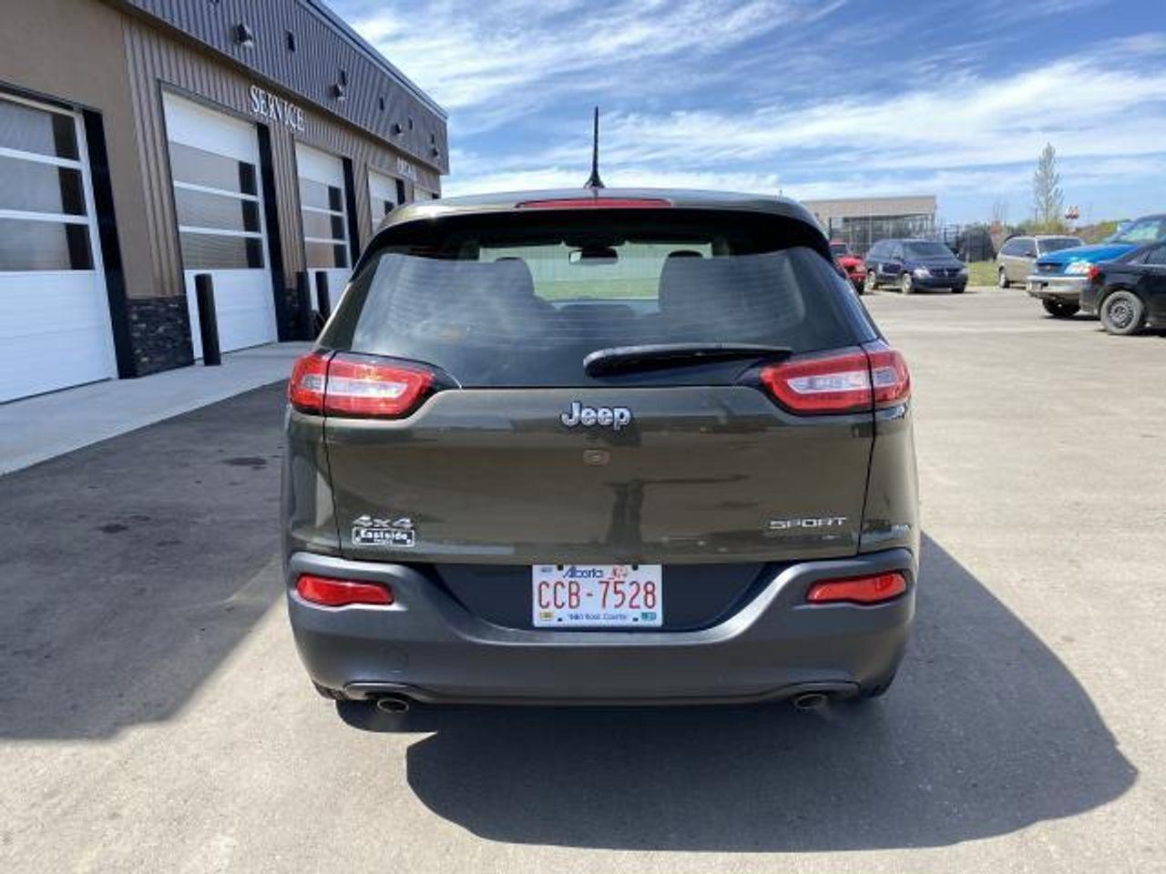 2014 Jeep Cherokee -2