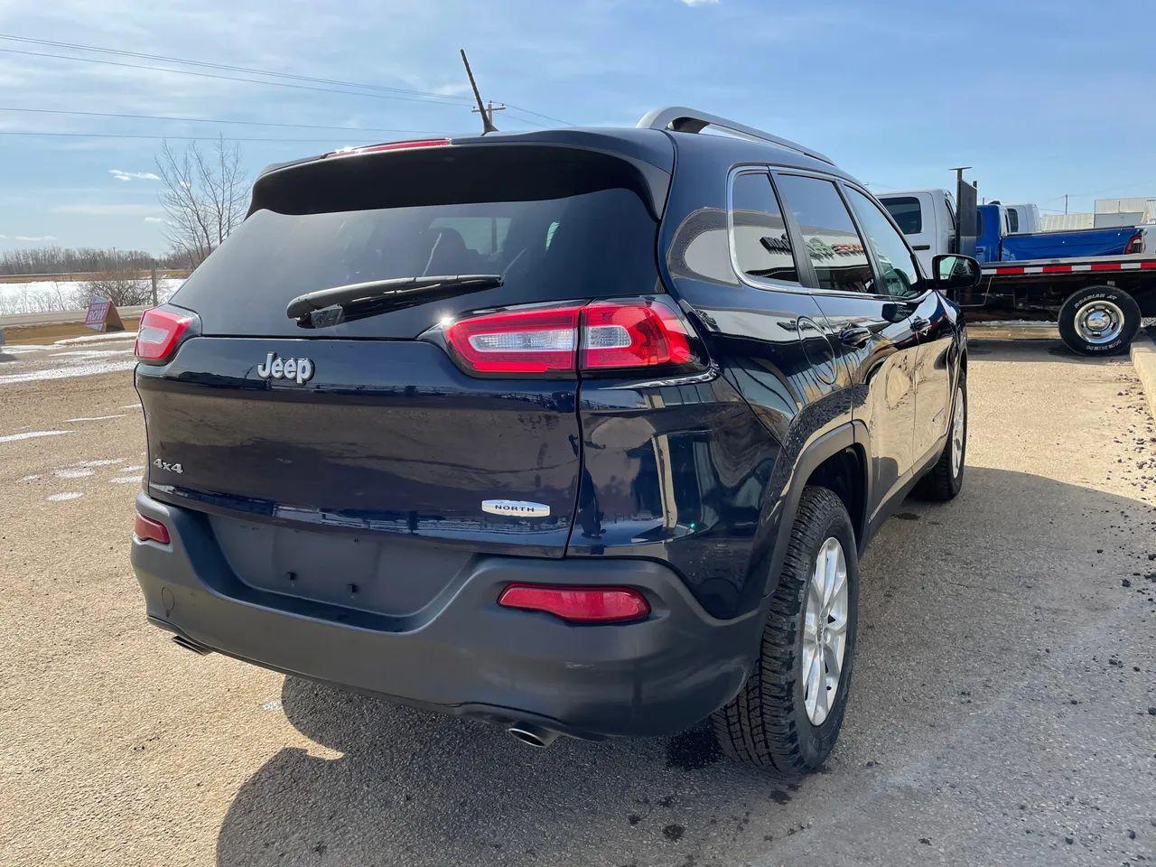 2014 Jeep Cherokee North-4