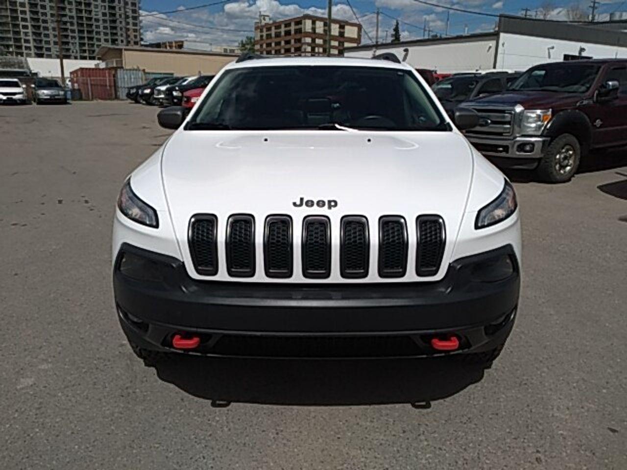 2014 Jeep Cherokee Trailhawk-1