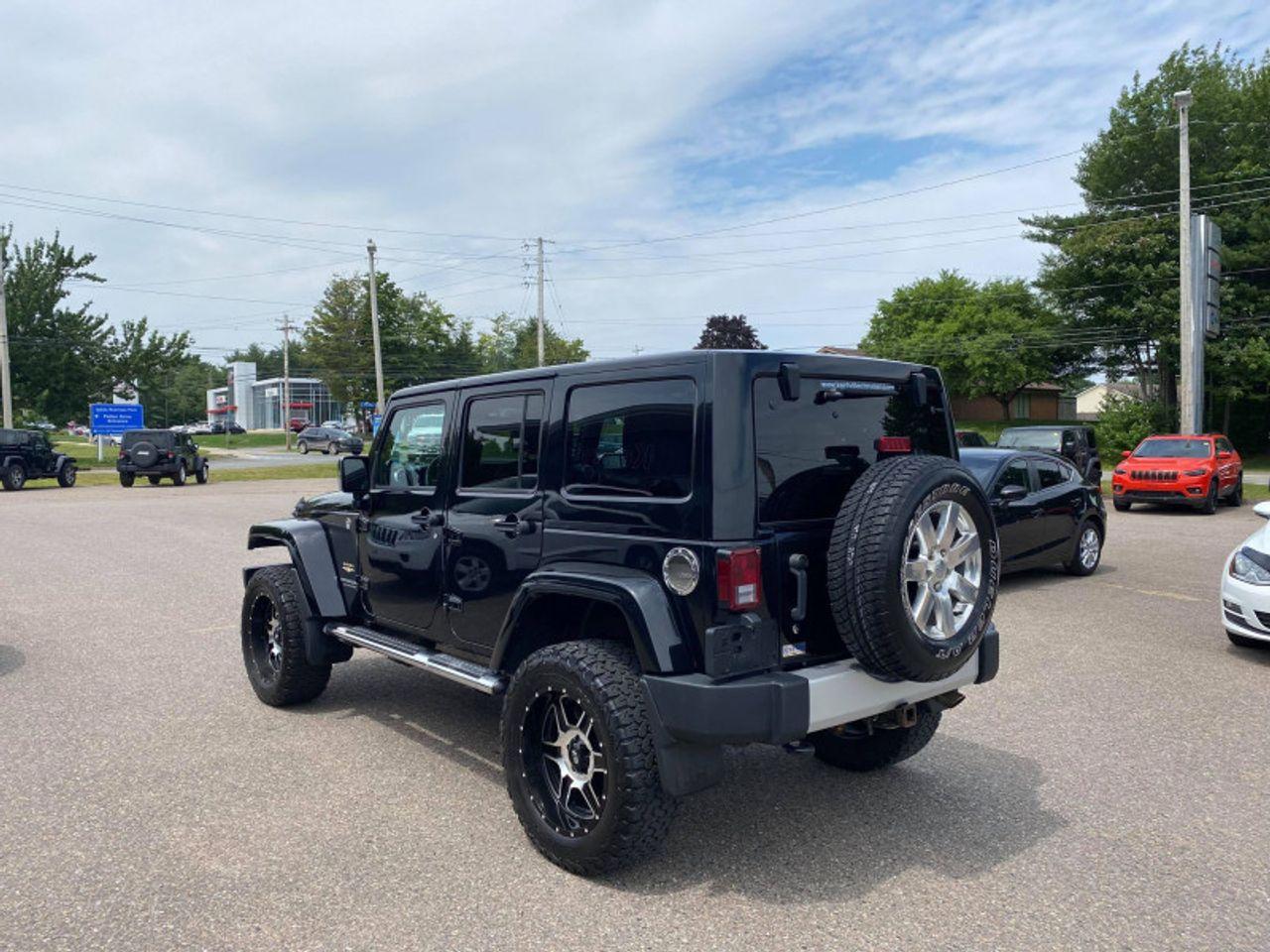 2014 Jeep Wrangler -3