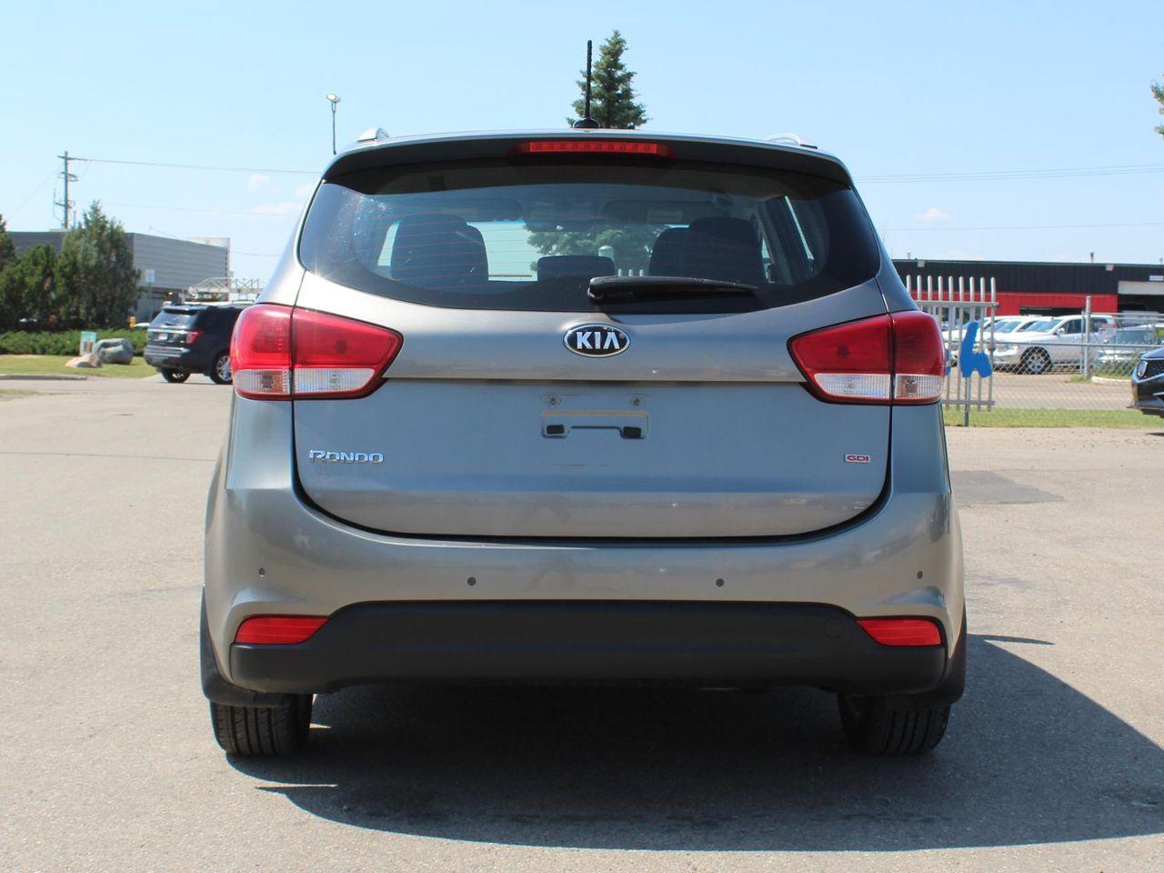 2014 Kia Rondo FX-4