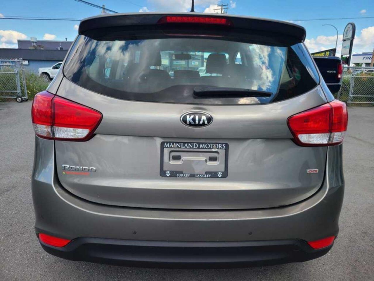 2014 Kia Rondo FX-4
