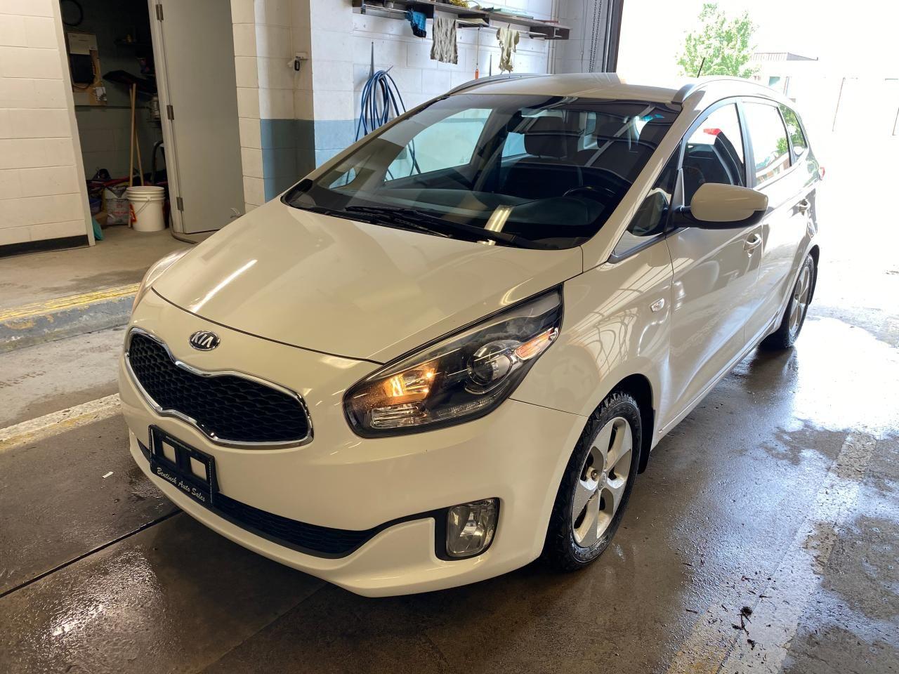 2014 Kia Rondo FX-2