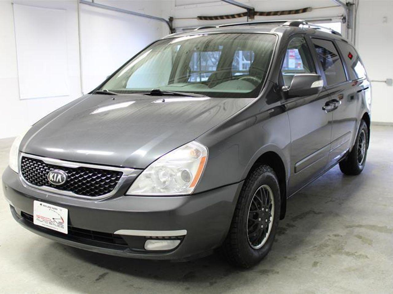 2014 Kia Sedona LX-3