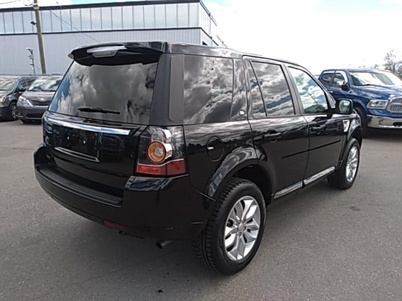 2014 Land Rover LR2 SE-4