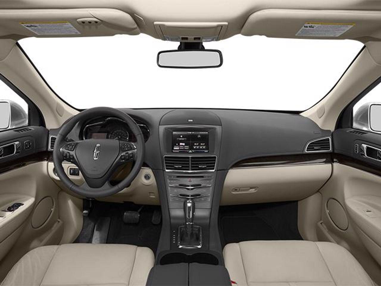 2014 Lincoln MKT Base-3