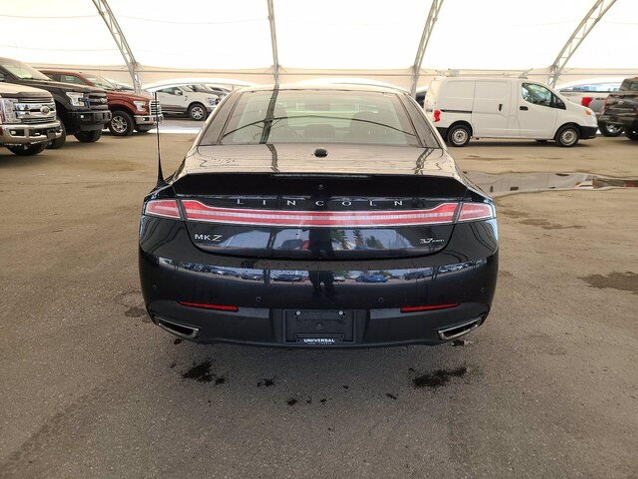 2014 Lincoln MKZ Base-2