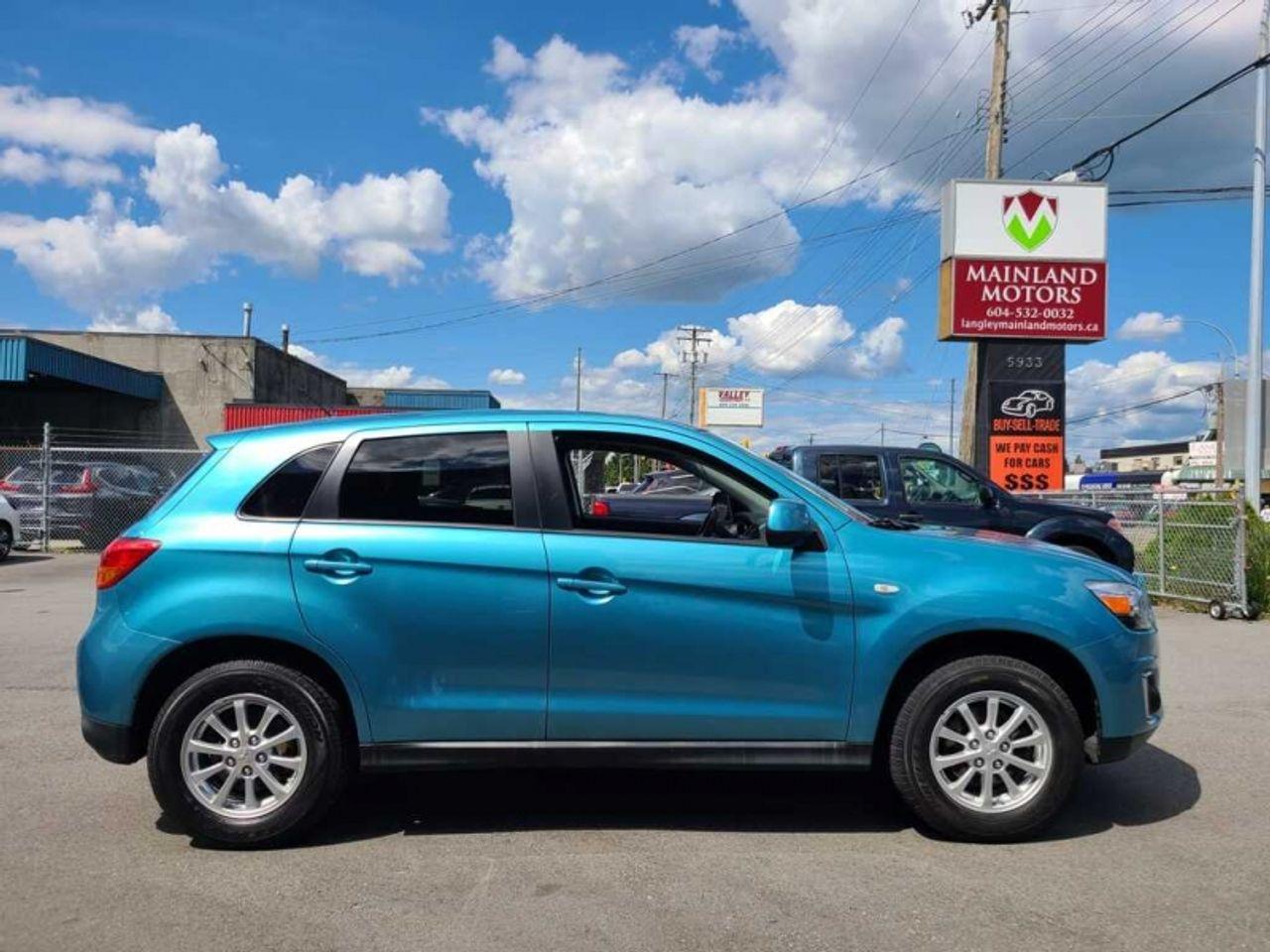 2014 Mitsubishi RVR SE 4WD-2