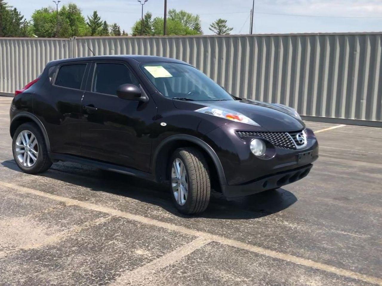 2014 Nissan Juke S-1