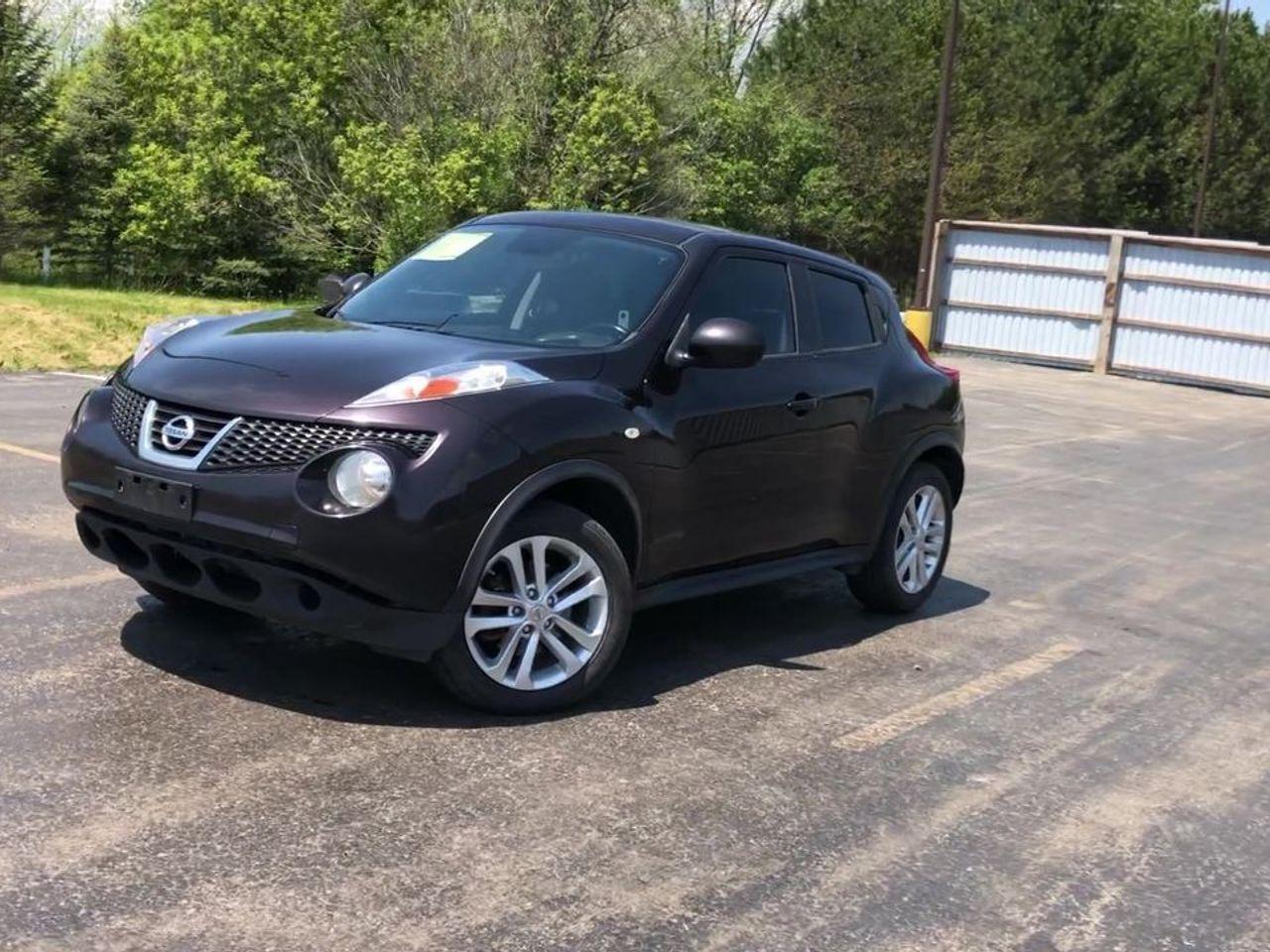 2014 Nissan Juke S-3