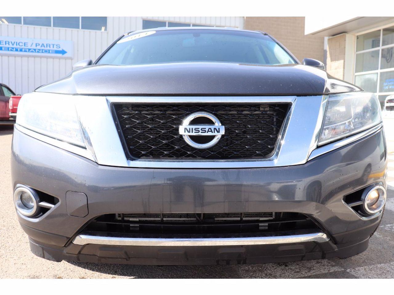 2014 Nissan Pathfinder Platinum-1