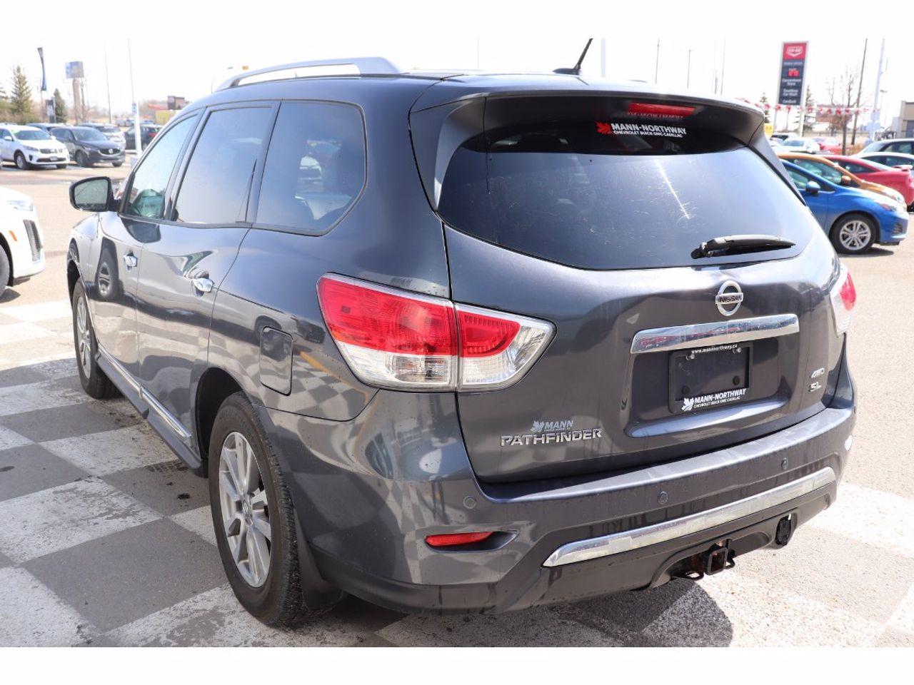 2014 Nissan Pathfinder Platinum-4
