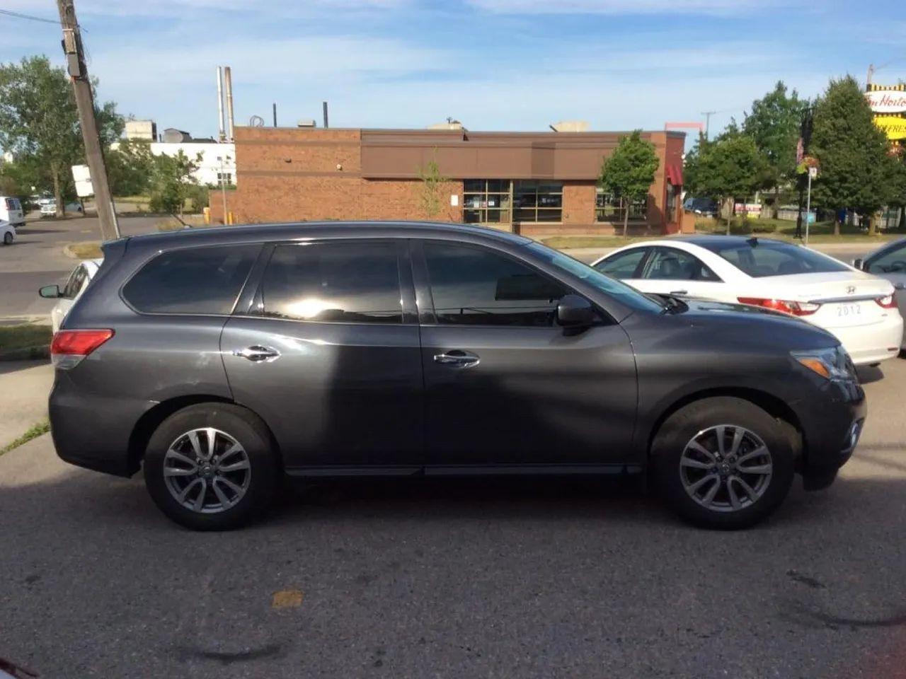 2014 Nissan Pathfinder SL-2