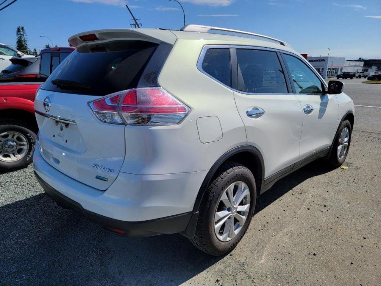 2014 Nissan Rogue SV-2