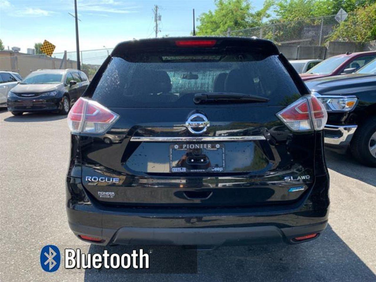 2014 Nissan Rogue SV-4
