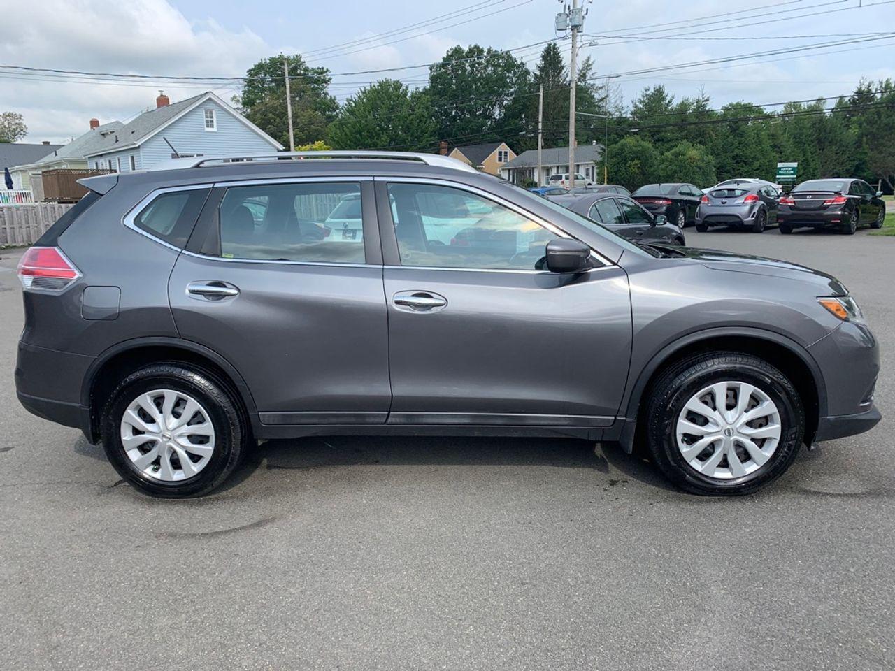 2014 Nissan Rogue SV-3