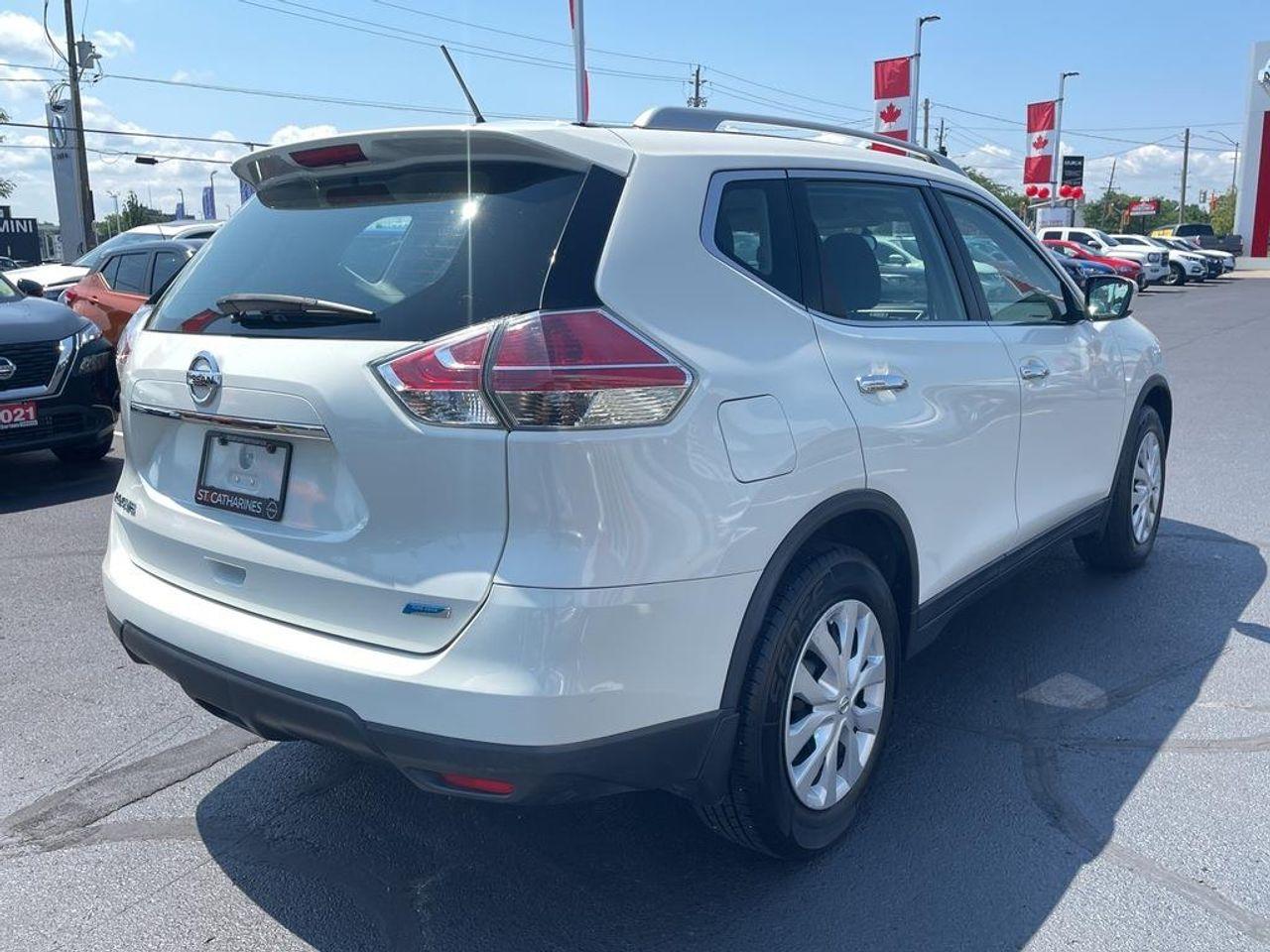 2014 Nissan Rogue SV-4