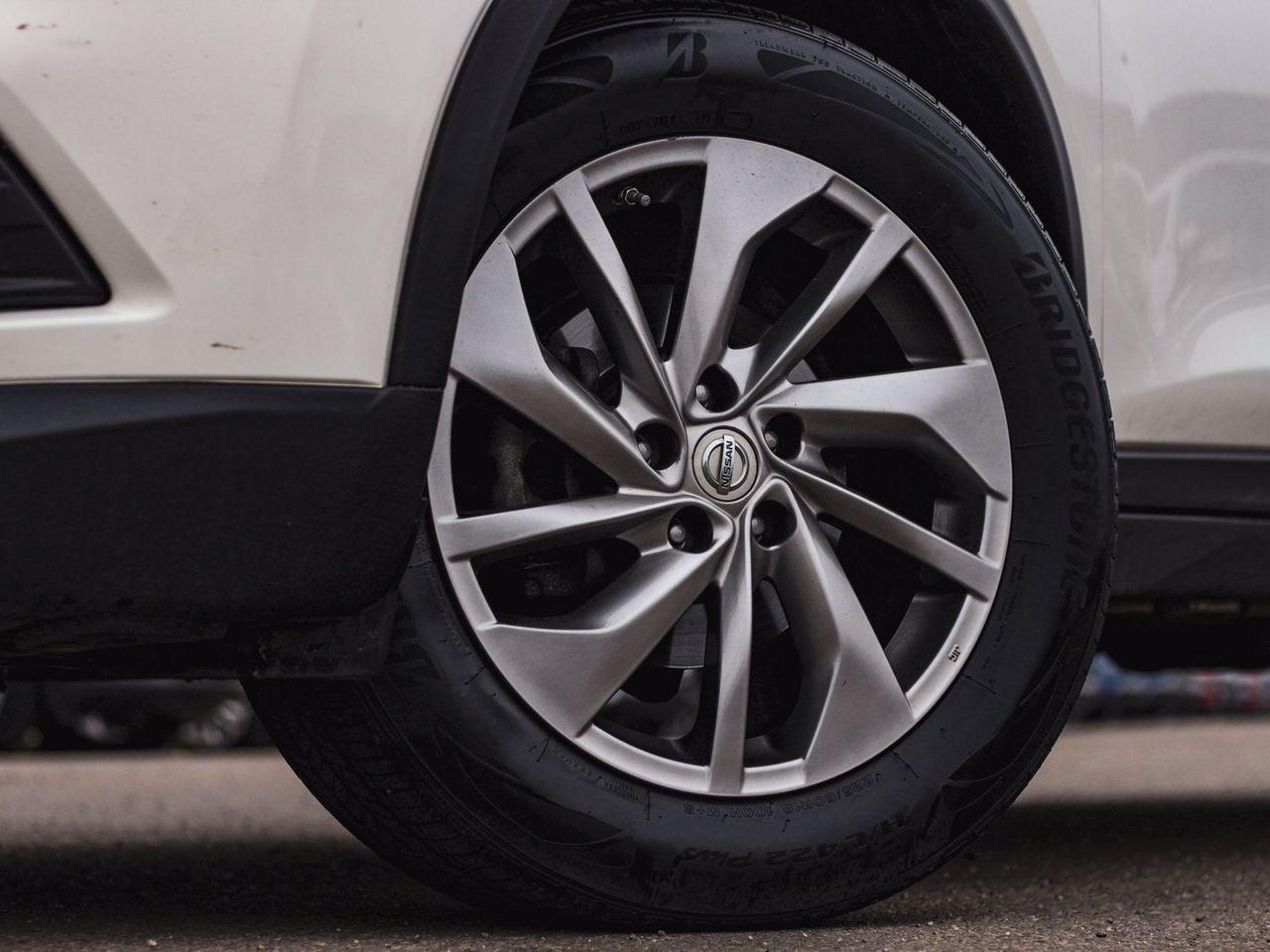 2014 Nissan Rogue SV-1